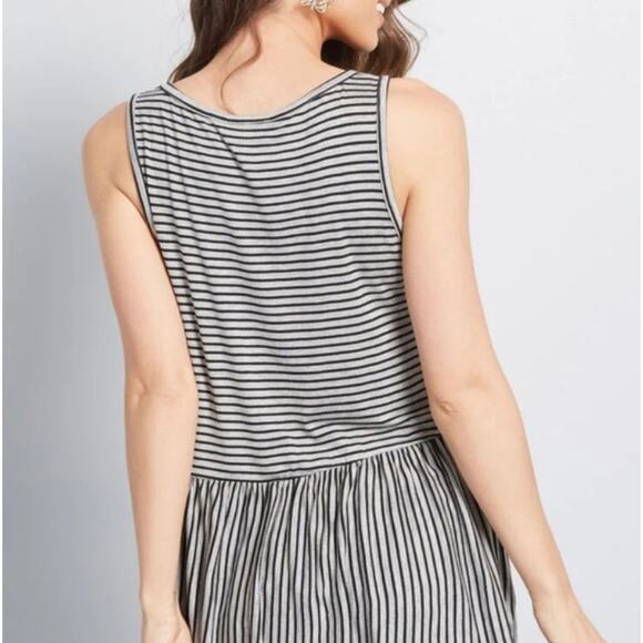 Modcloth In Every Direction Knit Tank Top Navy White Striped Women's Size XXS - Picture 9 of 9